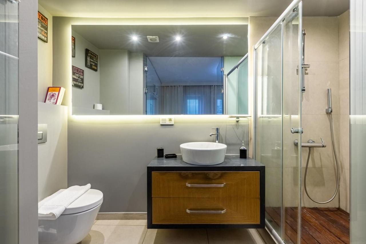 Splendid Flat With Excellent Location In Beyoglu Lägenhet Istanbul Exteriör bild