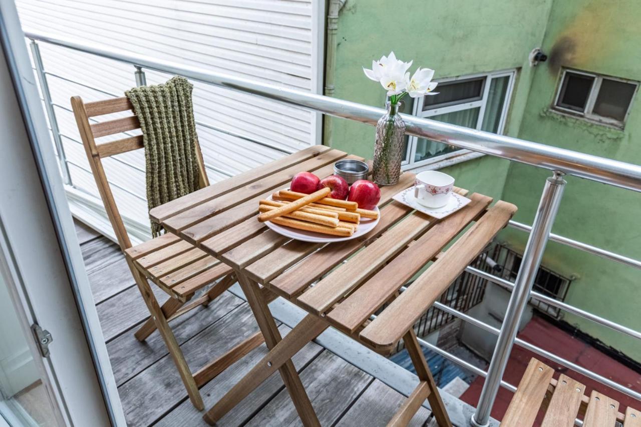 Splendid Flat With Excellent Location In Beyoglu Lägenhet Istanbul Exteriör bild